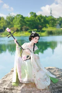 YiTuYu Art Language Vol.7579 Yu Xiao Li Lili: A Visual Symphony of Elegance and Creative Expression - image 31