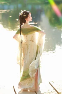 YiTuYu Art Language Vol.7579 Yu Xiao Li Lili: A Visual Symphony of Elegance and Creative Expression - image 37