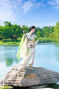 YiTuYu Art Language Vol.7579 Yu Xiao Li Lili: A Visual Symphony of Elegance and Creative Expression - image 36