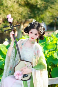 YiTuYu Art Language Vol.7579 Yu Xiao Li Lili: A Visual Symphony of Elegance and Creative Expression - image 16