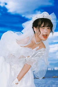 YiTuYu Art Language Vol.10242 Featuring Gui Gui: A Stunning 17-Photo Portrait Gallery of Elegance and Style - image 3