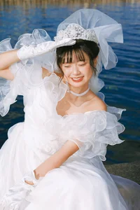YiTuYu Art Language Vol.10242 Featuring Gui Gui: A Stunning 17-Photo Portrait Gallery of Elegance and Style - image 15
