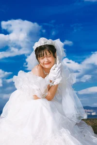YiTuYu Art Language Vol.10242 Featuring Gui Gui: A Stunning 17-Photo Portrait Gallery of Elegance and Style - image 5