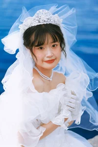 YiTuYu Art Language Vol.10242 Featuring Gui Gui: A Stunning 17-Photo Portrait Gallery of Elegance and Style - image 16