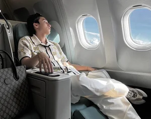 Inside the Luxurious World of V-Pop Sensation Sơn Tùng M-TP - image 2