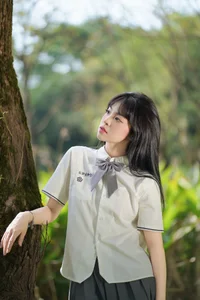 YiTuYu Art Language Vol.6477: Captivating Portrait Photography Featuring Sai De Guo Xi Li Ma - image 21