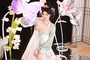 Artistic Portraits of KaiLin Jiang in YiTuYu Art Language Vol.5773 - image 0