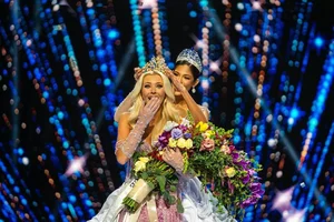 Miss Universe 2024 Victoria Kjær Theilvig: Natural Beauty Unveiled - image 34