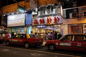 Top 6 Late-Night Dining Spots in Hong Kong - image 3
