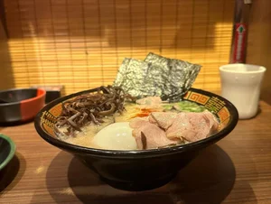 Top 6 Late-Night Dining Spots in Hong Kong - image 7