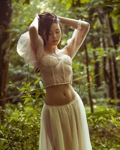 Ethereal Beauty: The Goddess-Like Forest Photoshoot Trends - image 11