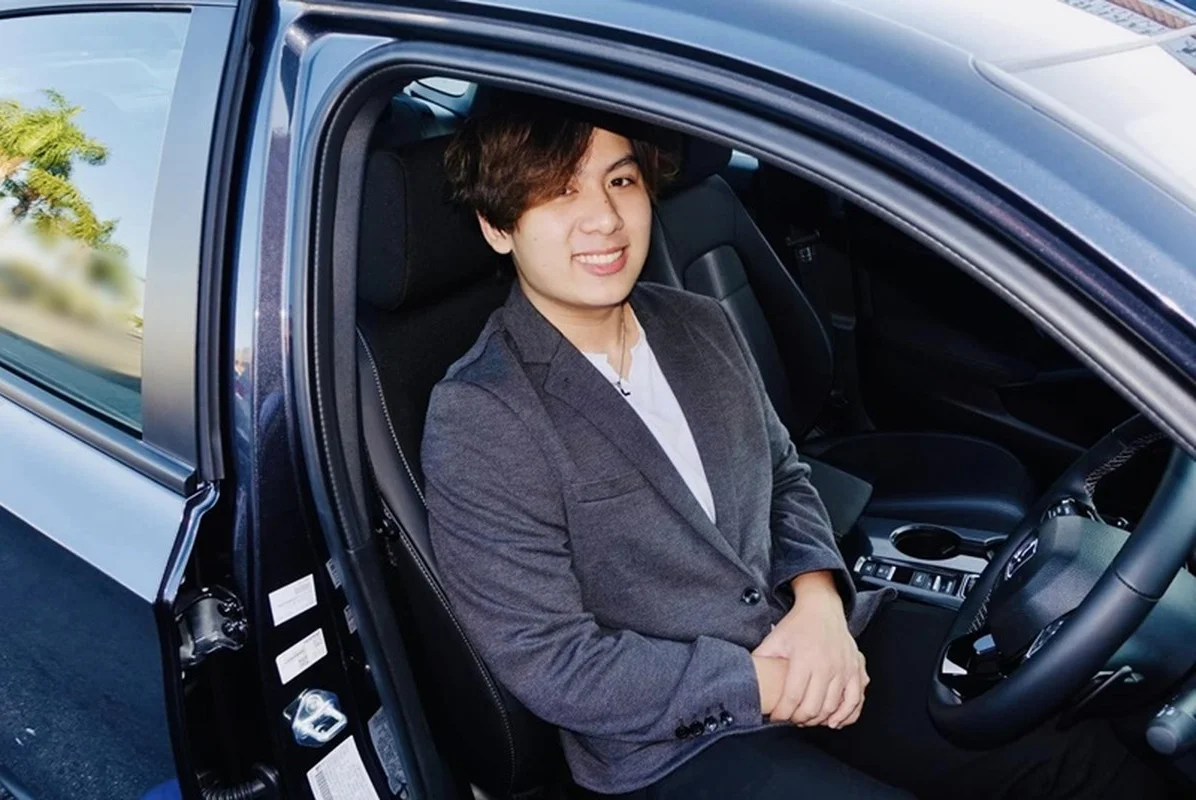 Vietnamese Legend Bang Kieu Celebrates Son's Milestone with a Luxury Car Gift