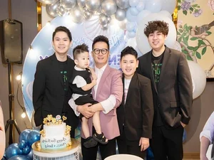 Vietnamese Legend Bang Kieu Celebrates Son's Milestone with a Luxury Car Gift - image 3