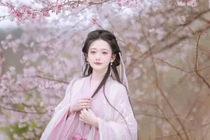YiTuYu Vol.8754: Chi Yan Zai Zhe Li - Ethereal Ancient Beauty Amidst White Blossoms - image 11