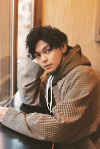 Popular Korean Actor Reportedly Dating Older Former Actress: New Hallyu Couple Rumors Surface - image 3