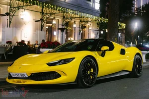 Rare Ferrari 296 GTB Hybrid Supercar Hits Hanoi Resale Market with Incredible Value Retention - image 2
