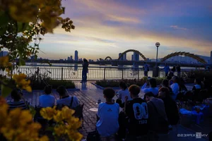 Experience the Magic of a Han River Sunrise at 4 AM: Da Nang’s Best Early Morning Coffee Spots - image 9