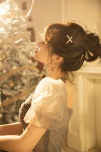 YiTuYu Art Language Vol.7971 Featuring Yi Xuan: Elegant Portrait Photography and Artistic Visuals - image 3