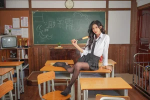 Modern Minimalism: YiTuYu Art Language Vol.6087 Featuring Xiao Wen - image 7