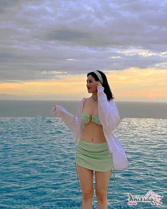 Sy Thanh's Ultimate Bikini Collection: A Deep Dive into the Singer's Bold and Sexy Summer Style - image 2