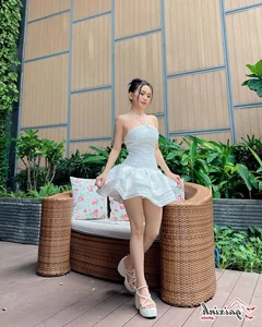 Sy Thanh's Ultimate Bikini Collection: A Deep Dive into the Singer's Bold and Sexy Summer Style - image 11