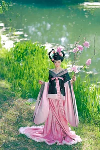 YiTuYu Art Language Vol.10223: Featuring the Artistic Elegance of Tao Chi in a Stunning 13-Piece Photography Collection - image 12