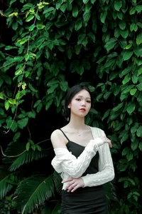 Captivating Portrait Series: YiTuYu Art Language Vol.4752 Featuring Qing Hui - image 24