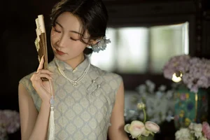 YiTuYu Vol.10312 Shi Xiao Jie Mo W: Elegant Art Language Photography Collection Featuring 25 Exclusive Photos - image 17