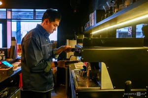 Mastering Dragon Latte Art: A Cultural Coffee Journey in Vietnam - image 5