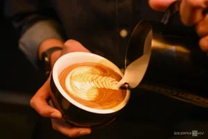 Mastering Dragon Latte Art: A Cultural Coffee Journey in Vietnam - image 2