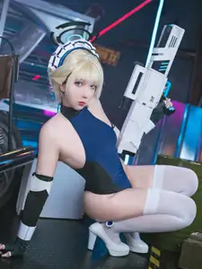 Discover Coser - Blue Archive's Asuma Toki Maid (32P): Alluring Combat Maid - image 6