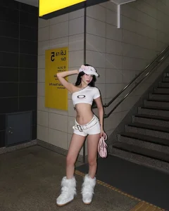 Viral Sensation Known for Her Moves Displays Confident Style and Seductive Aesthetic - image 0