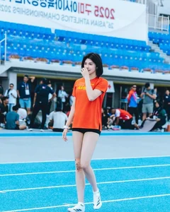 Stunning Natural Beauty: Chinese Track Star's Elegant Everyday Style and Athletic Grace - Ref: 80e78bd7-73a7-424c-99b2-9e2f019c46af - image 10