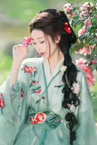 Ethereal Beauty: Xiao He's Grace in Classic Hanfu - YiTuYu Collection Vol.8729 - image 19