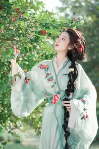 Ethereal Beauty: Xiao He's Grace in Classic Hanfu - YiTuYu Collection Vol.8729 - image 17
