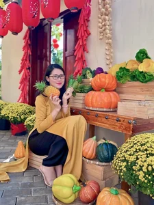 Celebrate the Beauty of Vietnamese Traditions: Elegant Ao Dai and Vibrant Spring Markets for the Lunar New Year - image 0