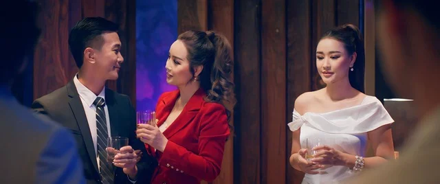 Vietnamese Box Office Analysis: Why Fragile Flower and The Price of Happiness Struggled