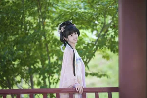 YiTuYu Art Language Vol.5135: Captivating Visuals with Model Bai Du Ren - image 13
