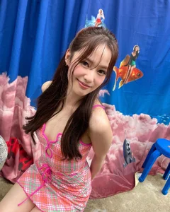 Meet the Thai Beauty Rumored to be Son Tung M-TP's New Artistic Muse - image 7