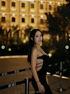 Thai Social Media Influencer Captivates Fans with Charming Kitchen Skills - image 4