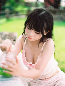 VGU No.143: A Gentle Beauty Embracing Summer Sun Fresh Youthfulness with Nature's Sweetness - image 1