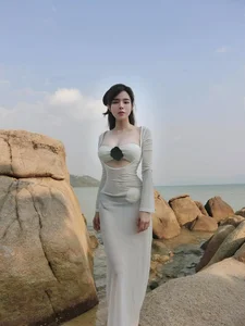 Nam Dinh Fitness Influencer Faces Social Media Backlash Over Her Luxurious Lifestyle and Career Choices - image 4