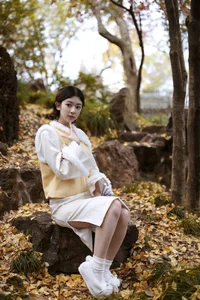 Urban Energy and Summer Style: Zhi He Nai Gai in Art Language Vol.6250 - image 27
