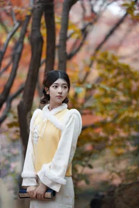 Urban Energy and Summer Style: Zhi He Nai Gai in Art Language Vol.6250 - image 31