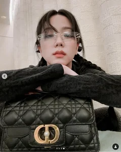 7 Essential K-Pop Accessories to Elevate Your Fashion Style Without a Complete Wardrobe Overhaul - image 3