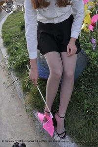 Yangyang Outdoor Grey Stockings Collection - IESS Sizubendang 067 High-Definition Gallery - image 54