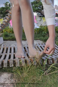 Yangyang Outdoor Grey Stockings Collection - IESS Sizubendang 067 High-Definition Gallery - image 35