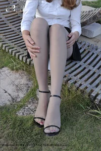 Yangyang Outdoor Grey Stockings Collection - IESS Sizubendang 067 High-Definition Gallery - image 50