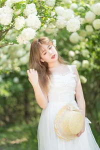 Vibrant Artistic Expression: YiTuYu Art Language Vol.5821 Featuring Pao Fu Xiao Fang - image 22