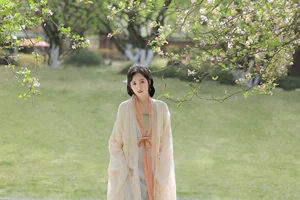 Ethereal Hanfu Beauty at Qunyu Mountain - YiTuYu Vol.8979 Tie Tie - image 6